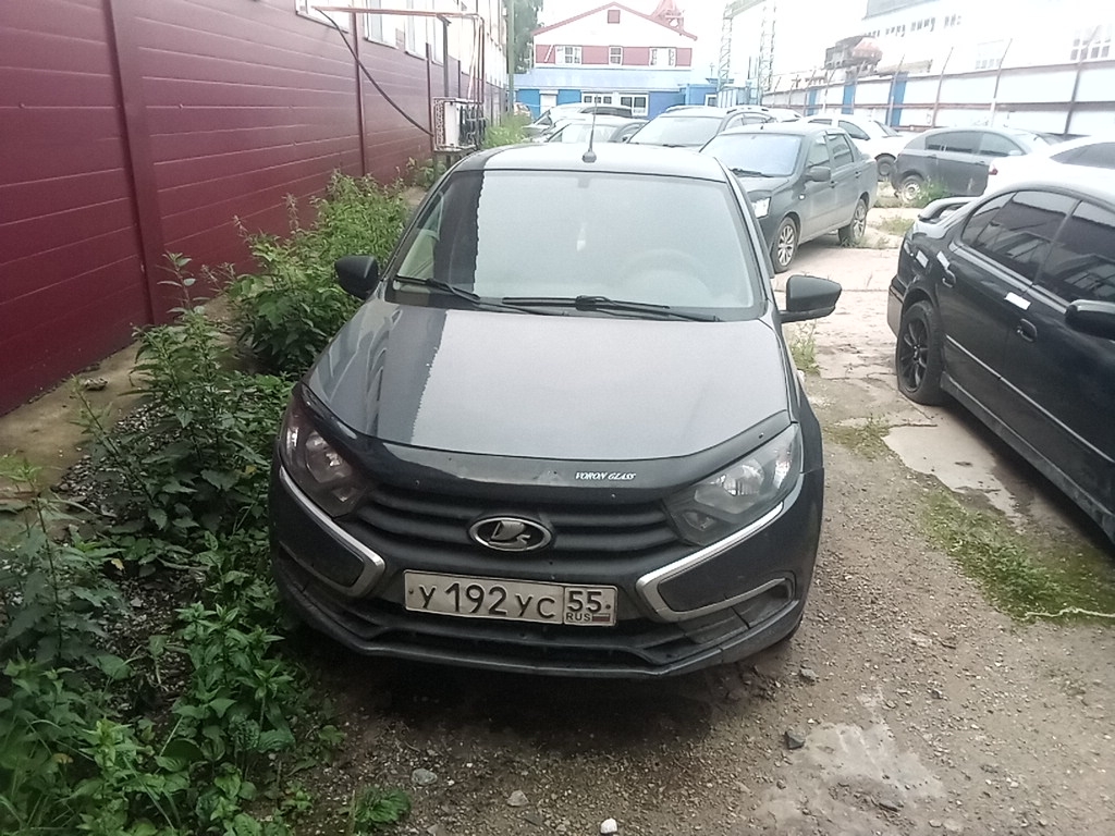 ВАЗ (LADA) Granta фото 1