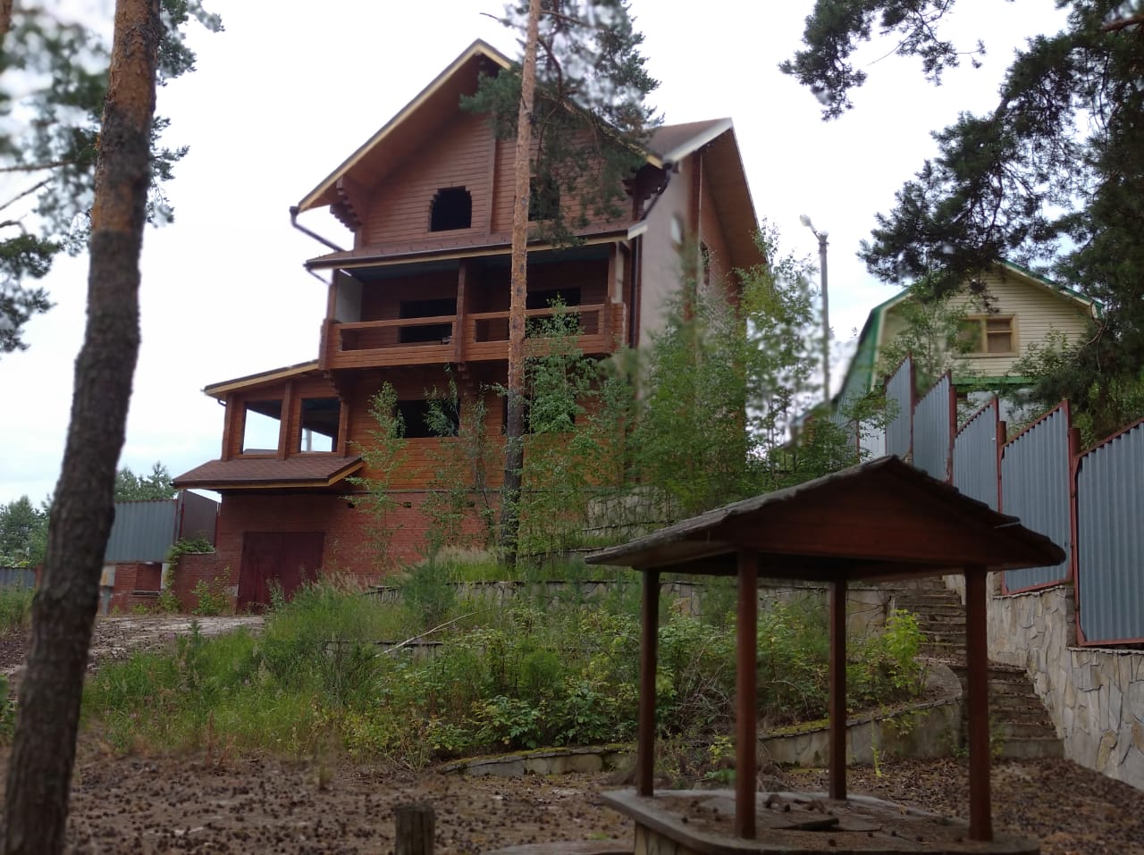Дом  площадью 442 м² фото 1
