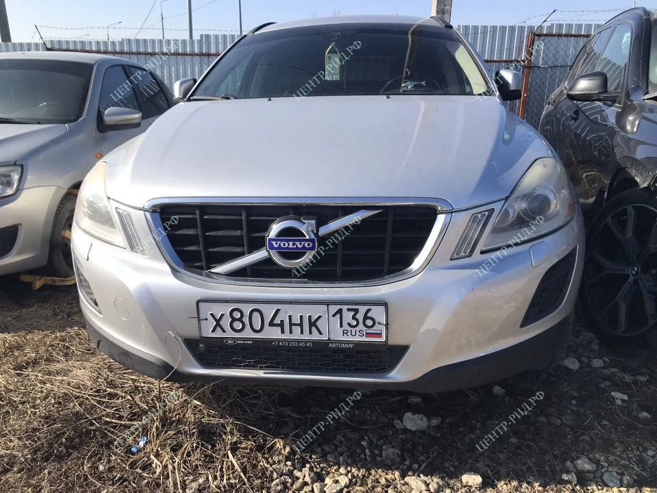 Volvo XC60 фото 1