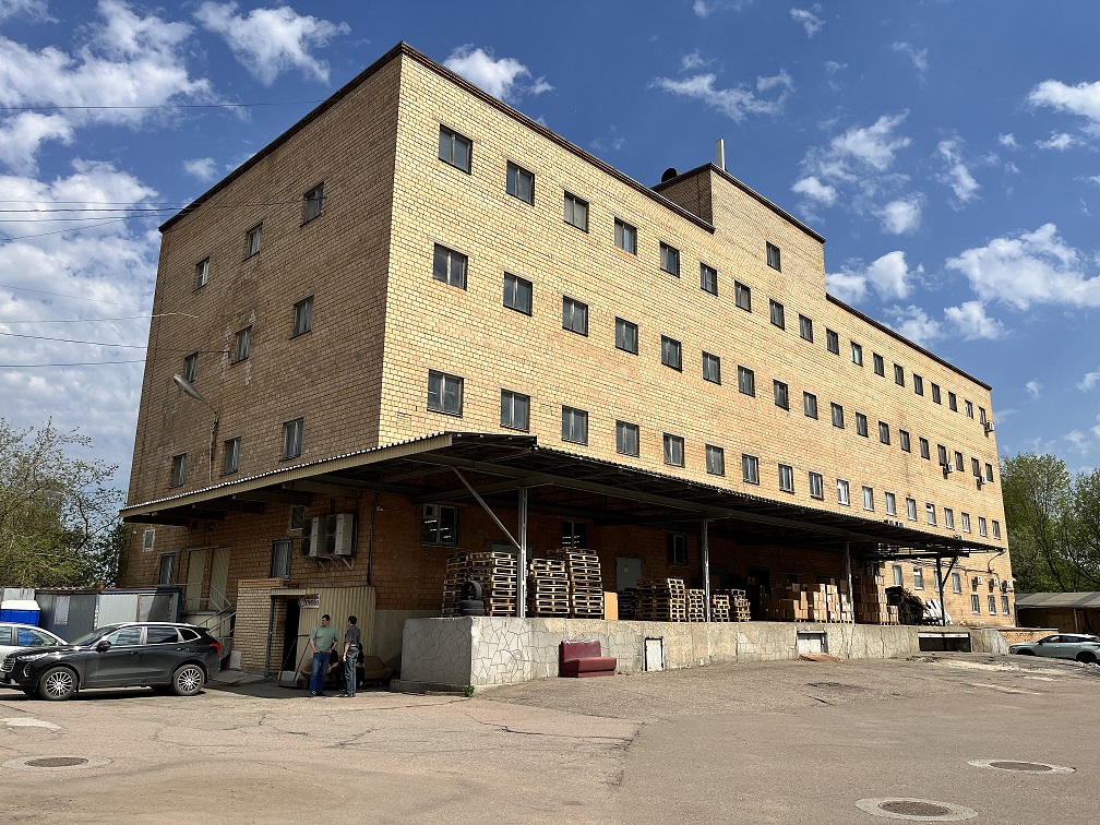 Имущественный комплекс различного назначения  площадью 7 284 м² фото 1