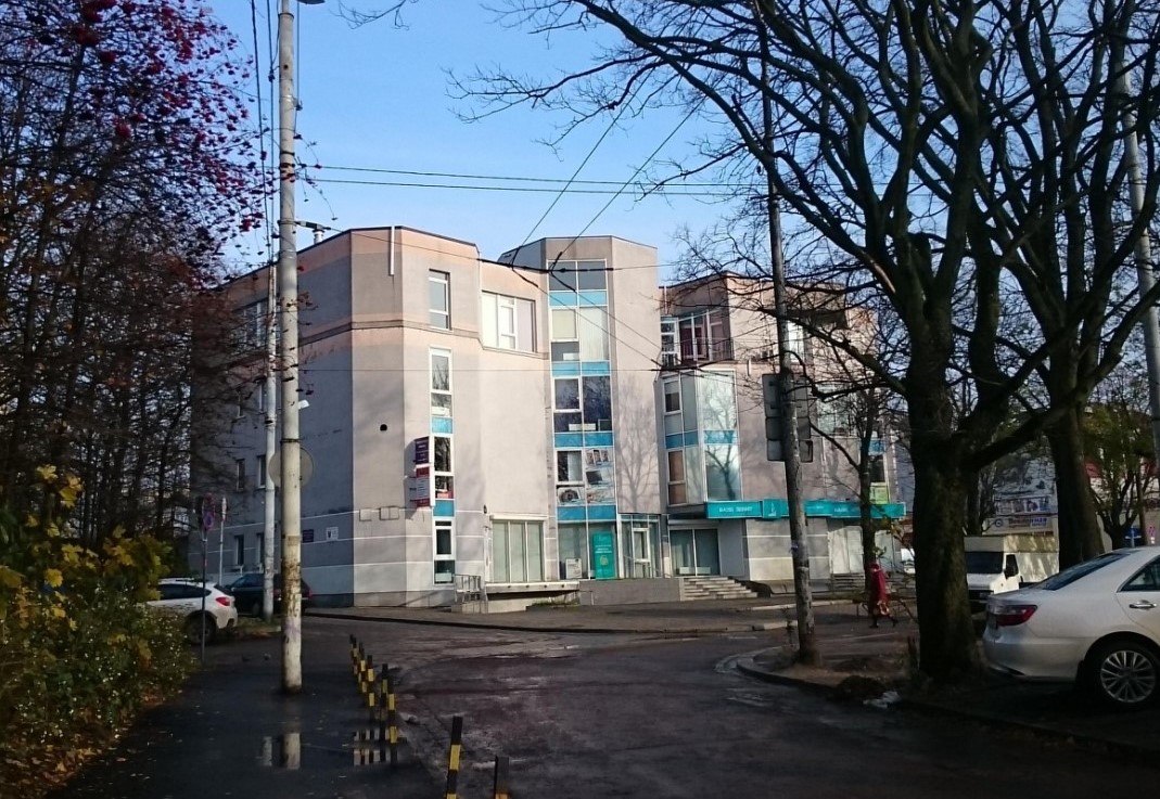 Отдельно стоящее здание площадью 2 348,50 м² фото 1
