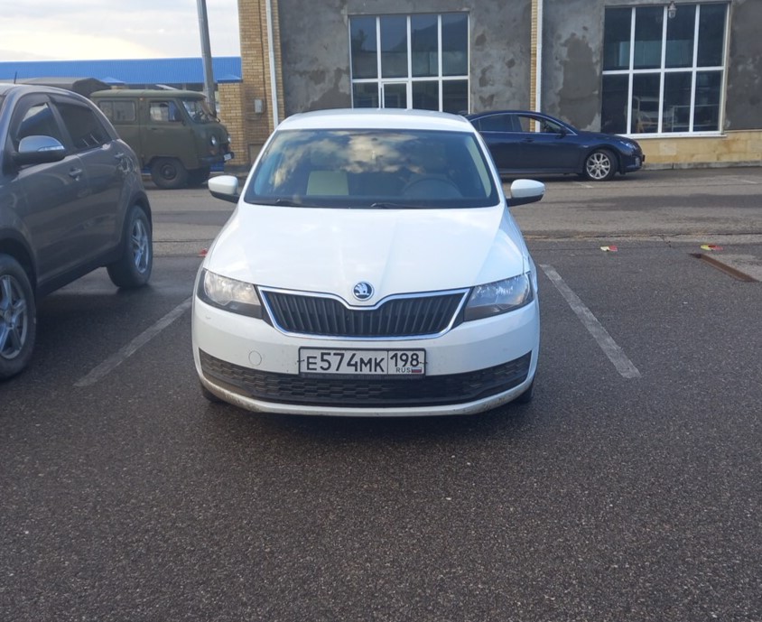 Skoda Rapid фото 1