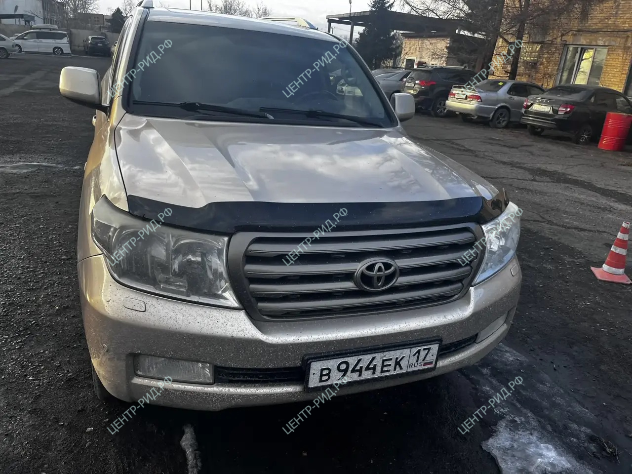 Toyota Land Cruiser фото 1