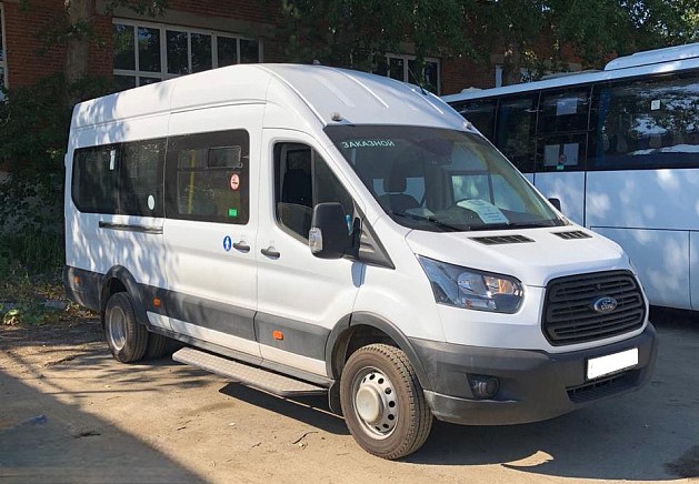 микроавтобус Ford Transit фото 1