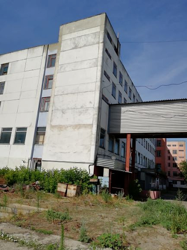 Административное здание площадью 12 400 м² фото 1