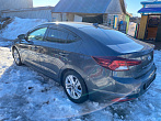 превью Hyundai Elantra фото 3