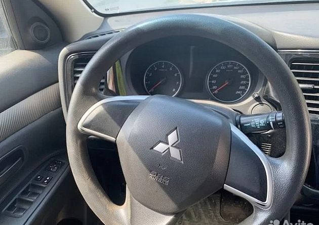 Mitsubishi Outlander фото 55928