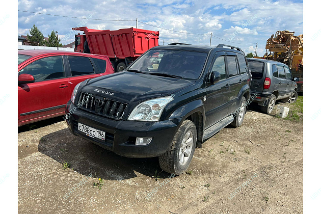 Toyota Land Cruiser фото 1