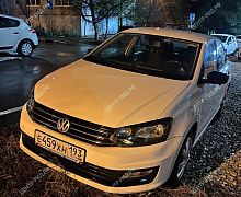 превью Volkswagen Polo фото 1