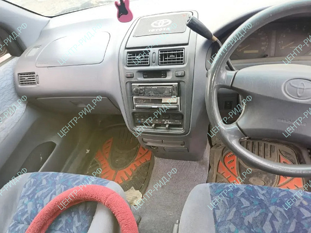 Toyota Ipsum фото 126826