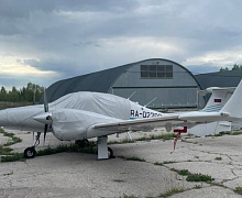 превью Двухдвигательное легкое воздушное судно фото 1