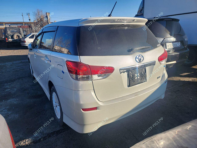 Toyota Wish фото 131160