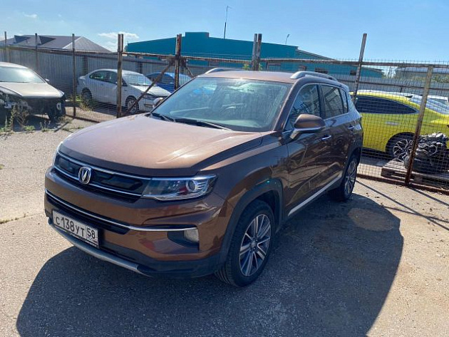 Changan CS35 фото 1