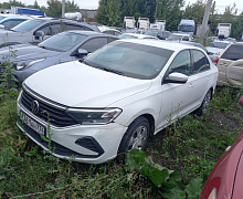 превью Volkswagen Polo фото 1