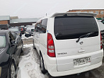 превью Nissan Serena фото 3