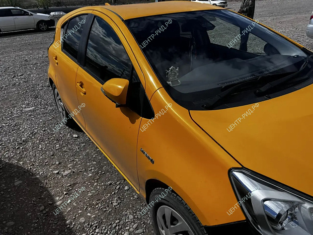Toyota Aqua фото 1