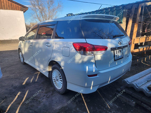Toyota Wish фото 131156