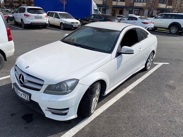 Mercedes-Benz C-класс фото 1