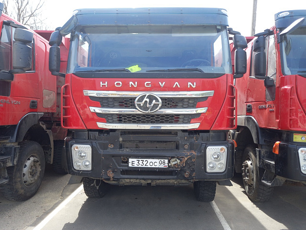 самосвал IVECO-HONGYAN 8x4 (CQ1314/3304/3314) фото 1