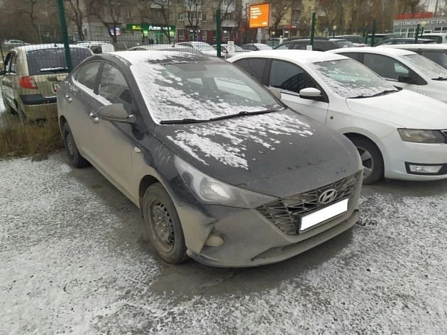 Hyundai Solaris фото 1