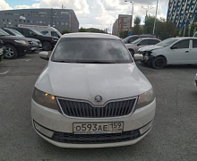 превью Skoda Rapid фото 1