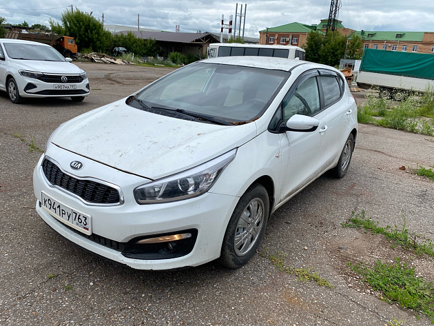 Kia Ceed фото 1
