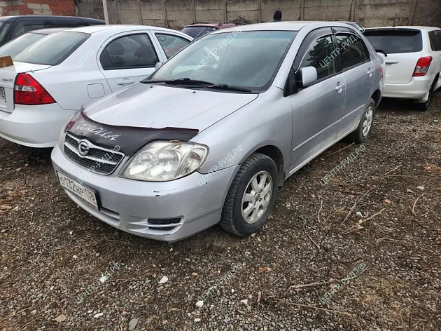 Toyota Corolla фото 1
