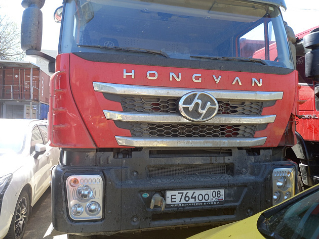 самосвал IVECO-HONGYAN 8x4 (CQ1314/3304/3314) фото 1