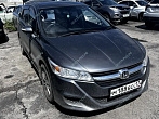 превью Honda Stream фото 1