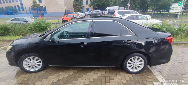 Toyota Camry фото 1