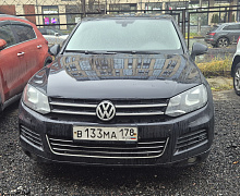 превью Volkswagen Touareg фото 1