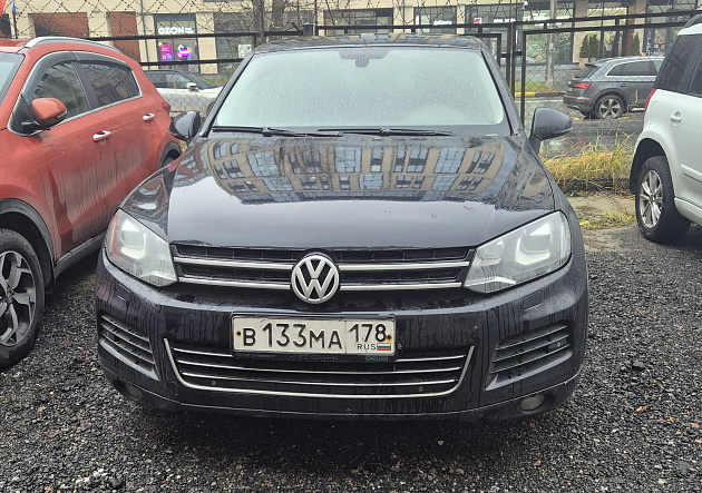 Volkswagen Touareg фото 1