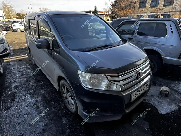 Honda Stepwgn фото 1