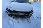 превью Hyundai Elantra фото 1
