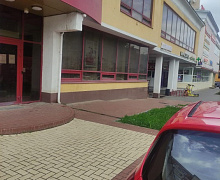 превью Административное здание площадью 942 м² фото 1