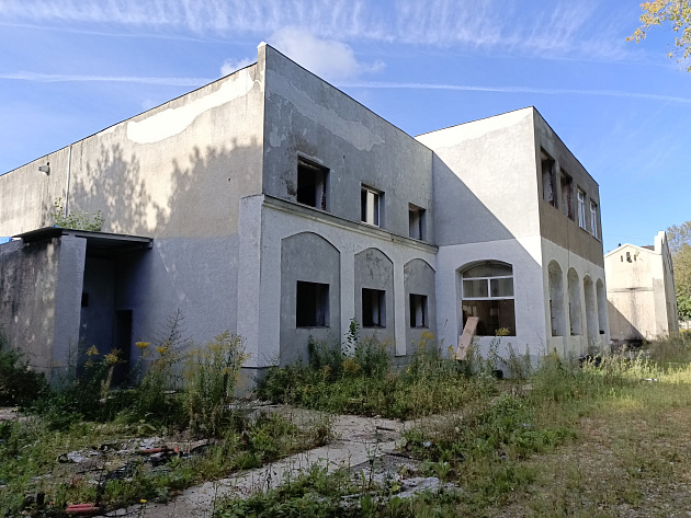 Коммерческая недвижимость площадью 1 379,80 м² фото 1