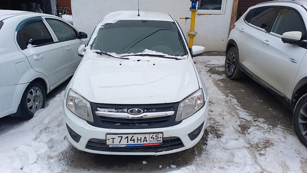 ВАЗ (LADA) Granta фото 1