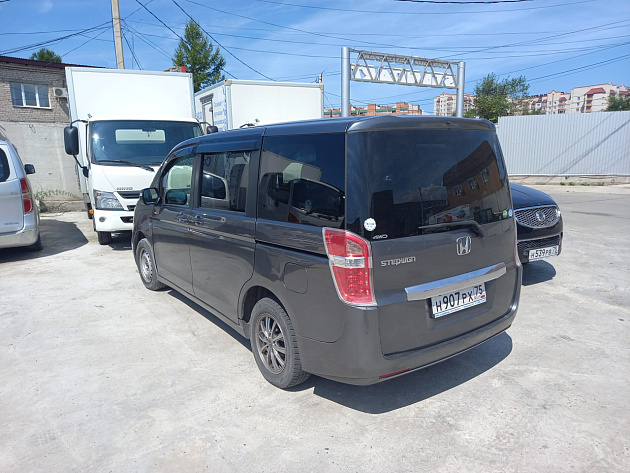 Honda Stepwgn фото 49047