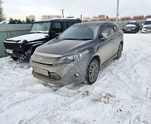 превью Toyota Harrier фото 1