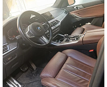 превью BMW X7 фото 1
