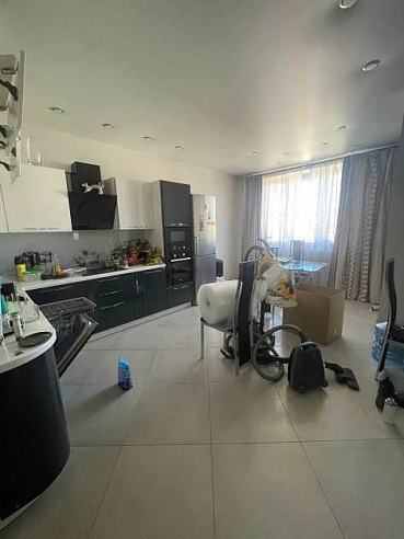 Квартира  площадью 241 м² фото 1