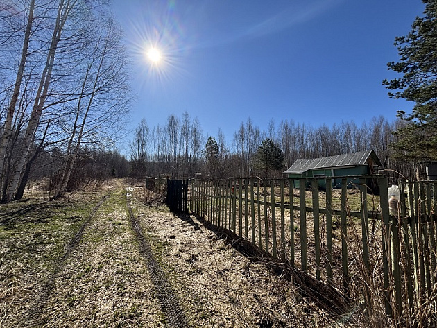 Земельный участок 1 400 м² фото 1