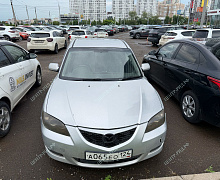 превью Mazda Axela фото 1